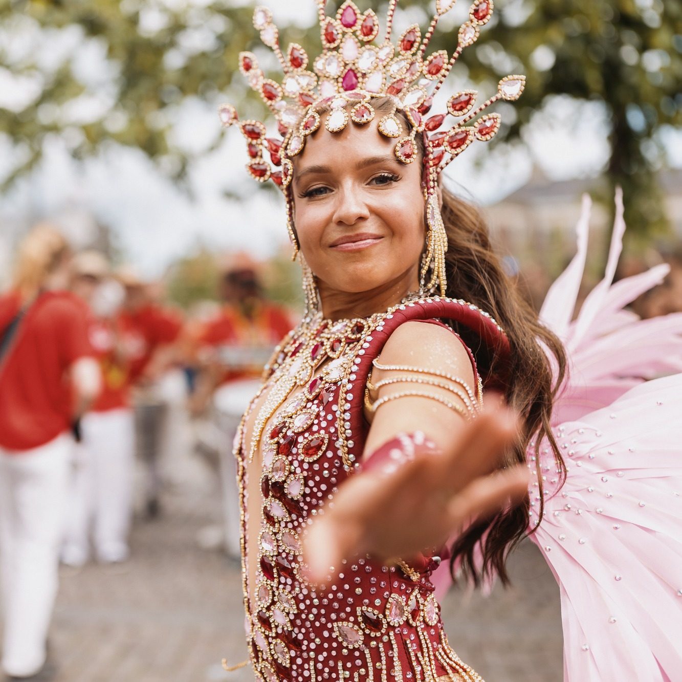 Vai! Dance & Art Company. Foto: Ali Jehad. Dansare från Vai!, Copenhagen Carneval 2026.
